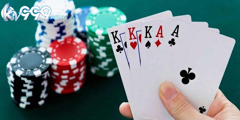 Chơi nhanh khiến đối thủ không kịp phản ứng để thắng bài câu cá